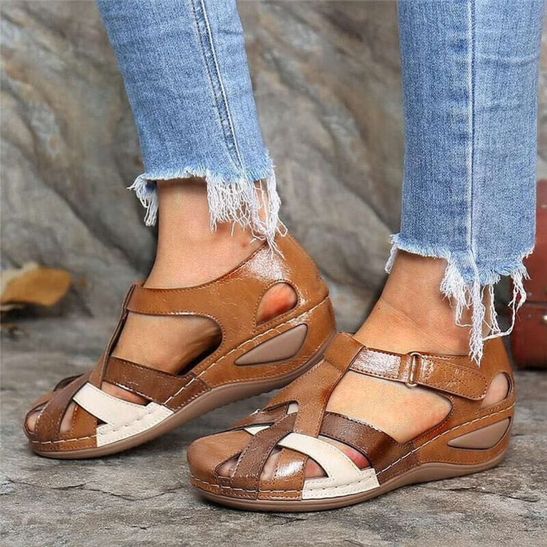 CECILE / ORTHOPAEDIC LIFT SANDALS