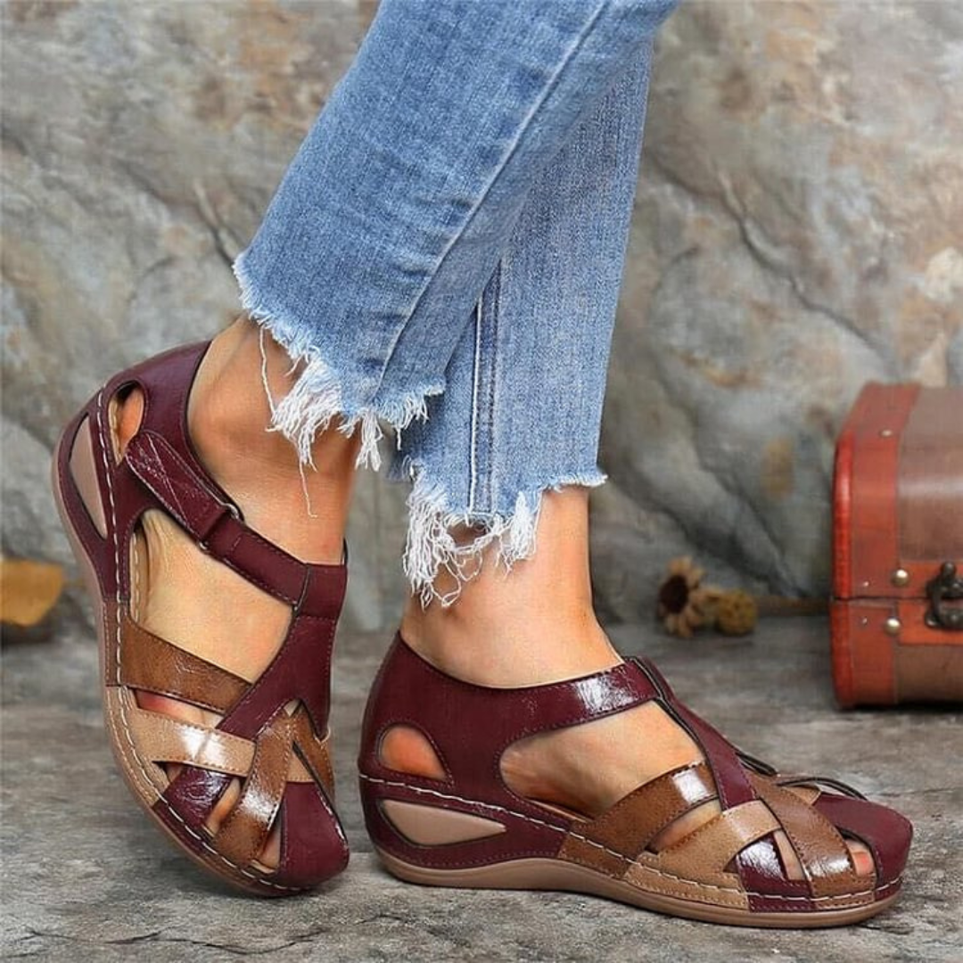 CECILE / ORTHOPAEDIC LIFT SANDALS