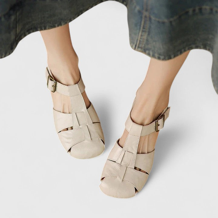 HARMYN / VINTAGE SANDALS