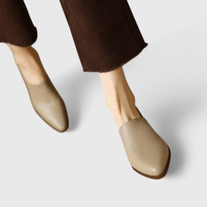 HAZIAH / LOW HEEL