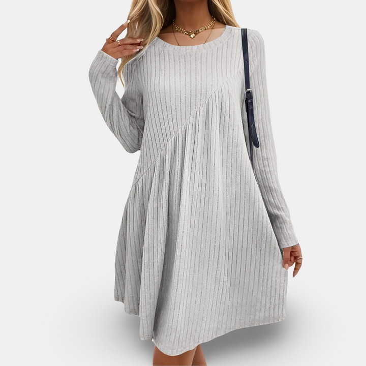 LARA / STYLISHLY COMFY DRESS