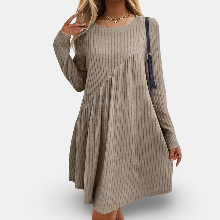 LARA / STYLISHLY COMFY DRESS